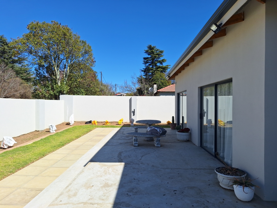 4 Bedroom Property for Sale in Memel Free State